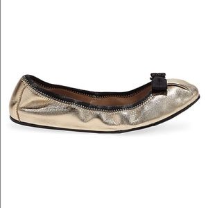 Ferragamo my joy flats 9.5 used condition